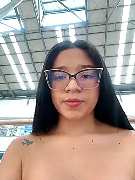 -VICKKY online show from 03.13.25