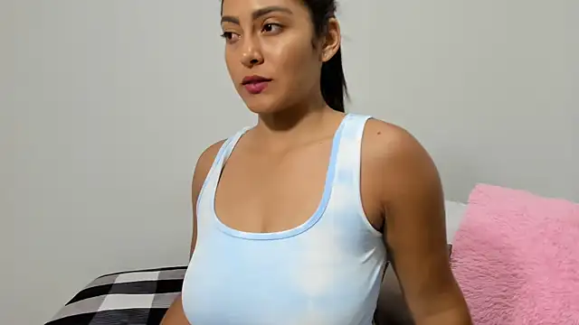 sofiaparker8 online show from 12.05.24