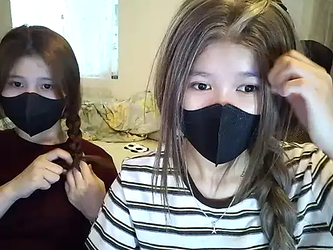 thithi8369 online show from 04.13.26