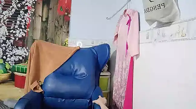 Cherry 6969 online show from 03.17.25