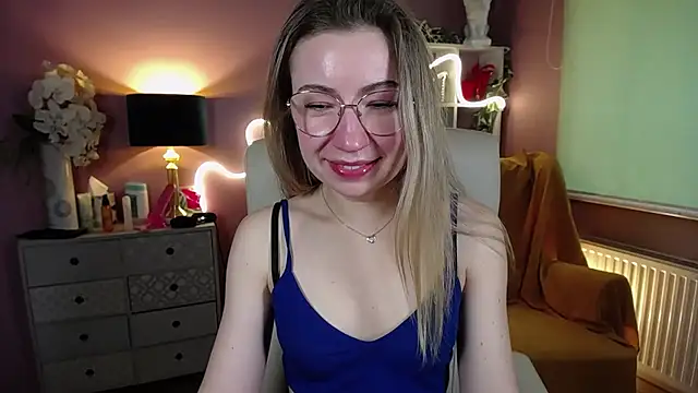 Snapshot of Mia_Tasty chatting on 01.18.25 Mia Tasty online show from 01.18.25