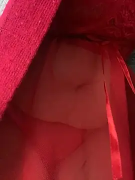 Emiily lee online show from 02.14.25