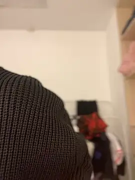 Snapshot of AnaWest chatting on 02.14.25 AnaWest online show from 02.14.25