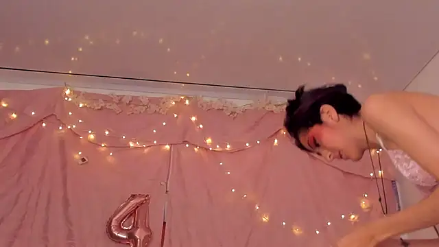 Snapshot of BonnieCute_ chatting on 01.10.25 BonnieCute online show from 01.10.25