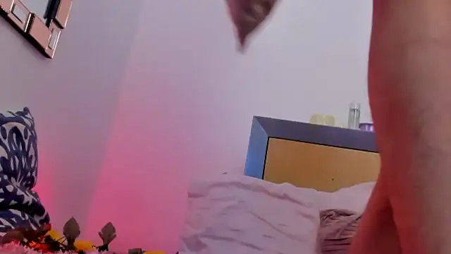 Snapshot of BonnieCute_ chatting on 01.22.25 BonnieCute online show from 01.22.25