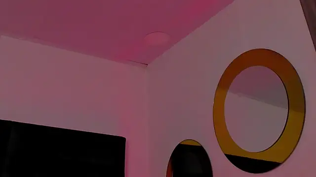 Snapshot of BonnieCute_ chatting on 02.05.25 BonnieCute online show from 02.05.25