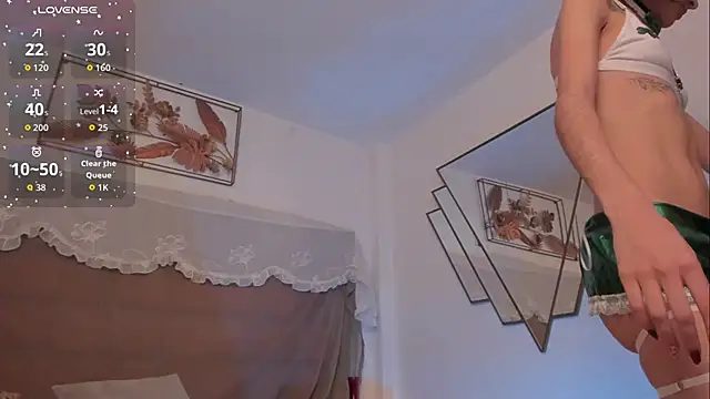 Snapshot of BonnieCute_ chatting on 10.04.25 BonnieCute online show from 10.04.25