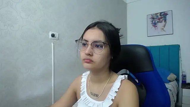 Snapshot of antonella_sweetlittle chatting on 01.17.25 antonella sweetlittle online show from 01.17.25