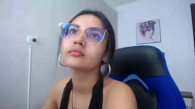 Snapshot of antonella_sweetlittle chatting on 02.20.25 antonella sweetlittle online show from 02.20.25