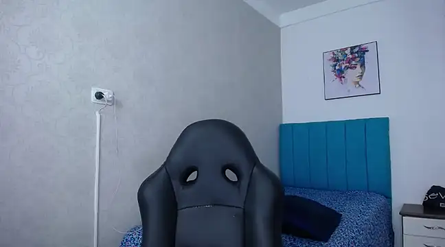 Snapshot of antonella_sweetlittle chatting on 03.15.25 antonella sweetlittle online show from 03.15.25