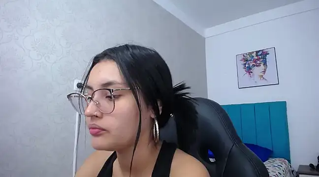 Snapshot of antonella_sweetlittle chatting on 03.18.25 antonella sweetlittle online show from 03.18.25