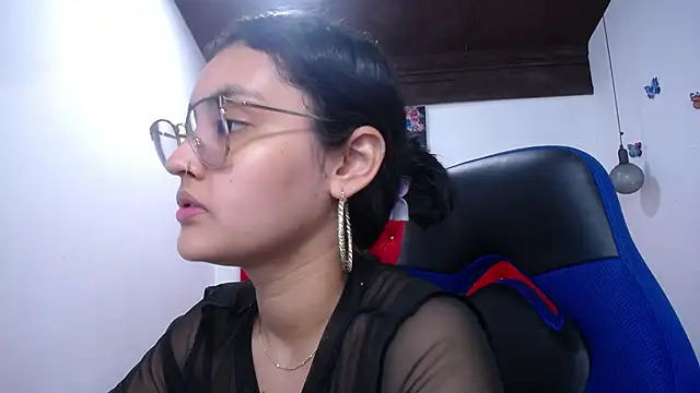 Snapshot of antonella_sweetlittle chatting on 09.13.25 antonella sweetlittle online show from 09.13.25