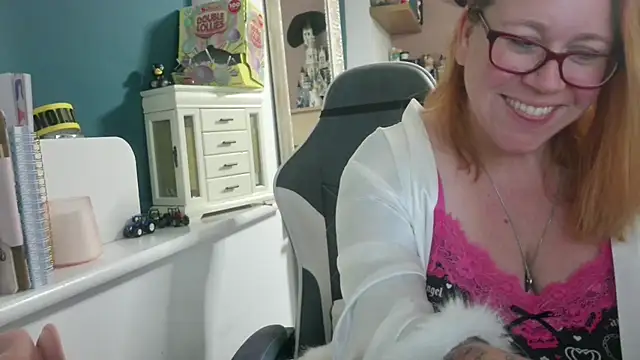 NikiDeeOfficial online show from 09.08.25