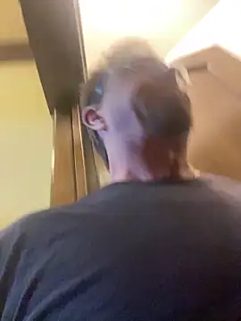 sluttydylan online show from 11.18.25