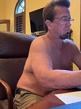 Snapshot of sluttydylan chatting on 02.02.26 sluttydylan online show from 02.02.26