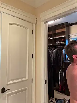 Snapshot of sluttydylan chatting on 02.18.26 sluttydylan online show from 02.18.26