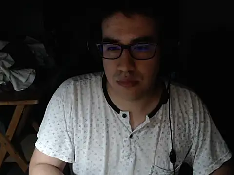 thealfawolf01 online show from 03.18.25