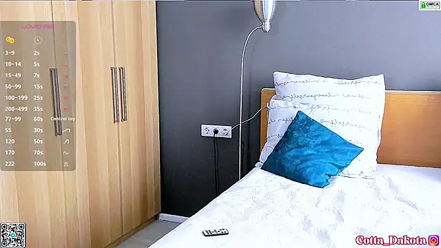 PannaDakota online show from 03.04.25