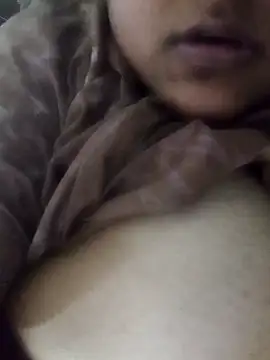 Snapshot of smile_pretty chatting on 01.08.25 smile pretty online show from 01.08.25