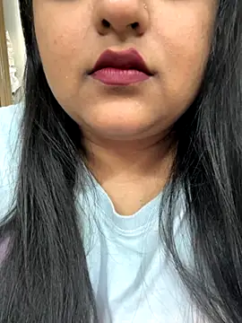 Snapshot of smile_pretty chatting on 10.11.25 smile pretty online show from 10.11.25