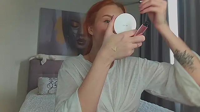 JudyWalkerr online show from 09.17.25