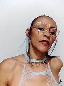 Snapshot of BarbaraMature chatting on 01.10.25 BarbaraMature online show from 01.10.25