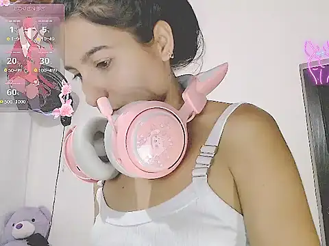 tifany19  online show from 10.16.25