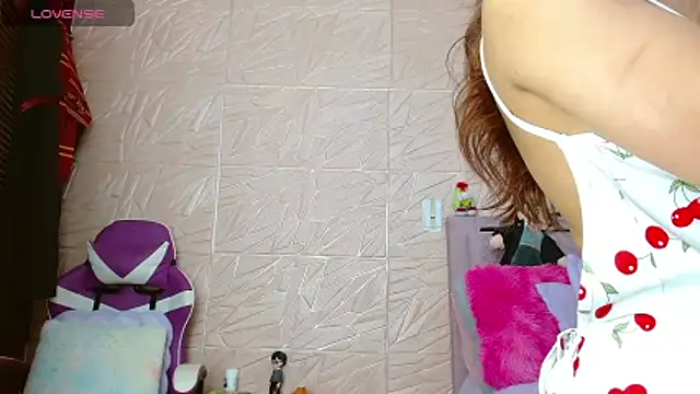 kendallsweet7 online show from 11.14.25