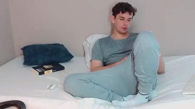 Elio555 online show from 12.20.24