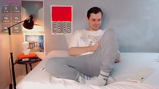 Elio555 online show from 11.25.25