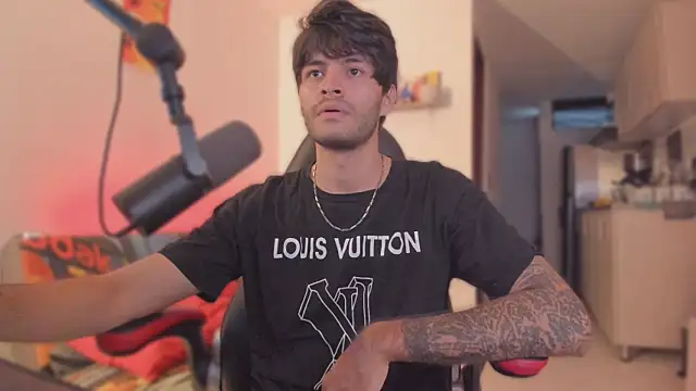 Snapshot of justin_stark7 chatting on 11.08.25 justin stark7 online show from 11.08.25