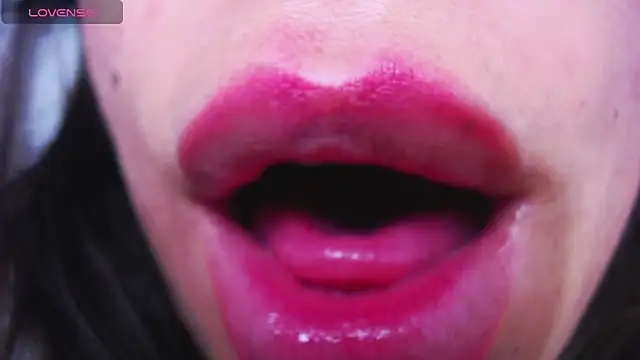 Snapshot of Georgina_1t chatting on 02.14.25 Georgina 1t online show from 02.14.25