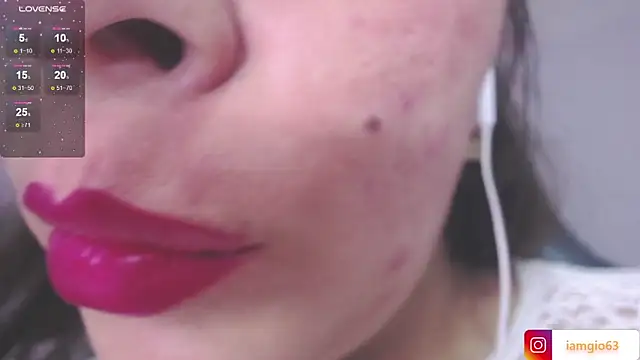 Snapshot of Georgina_1t chatting on 02.22.25 Georgina 1t online show from 02.22.25