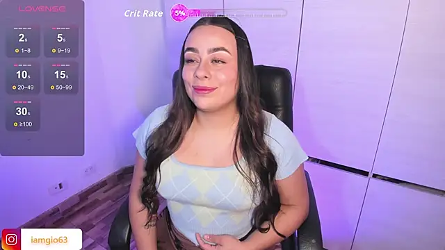 Snapshot of Georgina_1t chatting on 10.06.25 Georgina 1t online show from 10.06.25