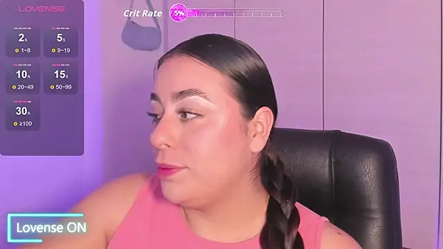 Snapshot of Georgina_1t chatting on 11.11.25 Georgina 1t online show from 11.11.25