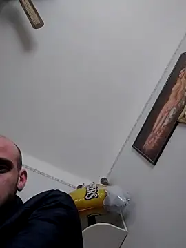 Snapshot of Rejtelmesest chatting on 03.16.25 Rejtelmesest online show from 03.16.25