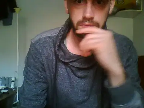 Snapshot of Rejtelmesest chatting on 11.19.25 Rejtelmesest online show from 11.19.25