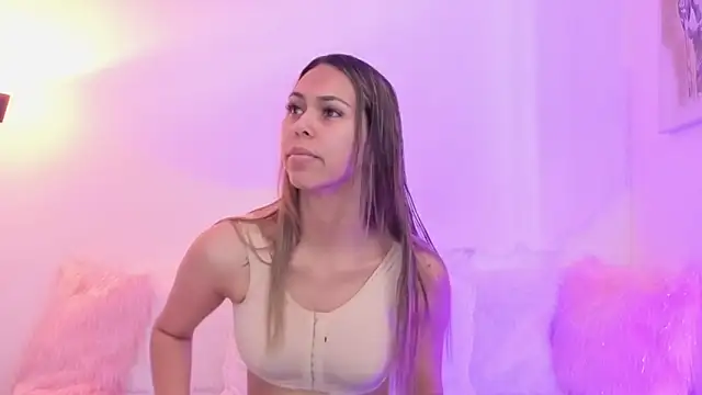 Cristel Boom online show from 11.17.25