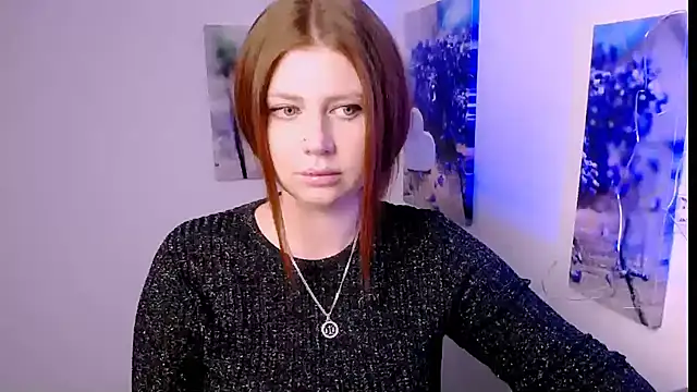 Lizzy Love online show from 01.12.26