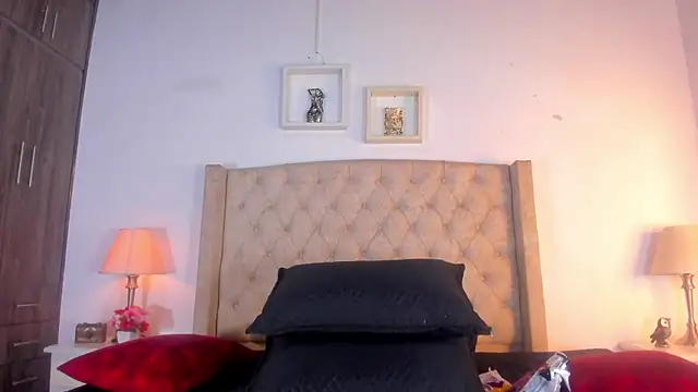 allisson m online show from 12.19.25