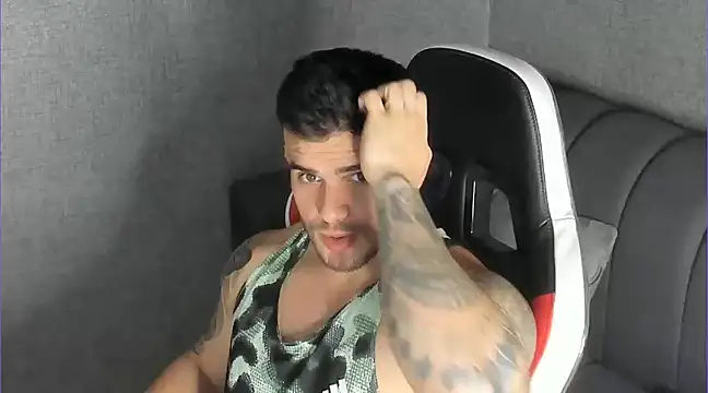 Ricardogo19 online show from 03.13.25