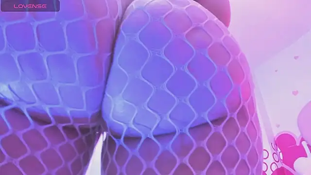 Emelyross  online show from 03.23.25