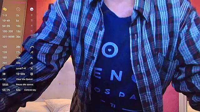 yourcuteneighbourr online show from 02.21.25