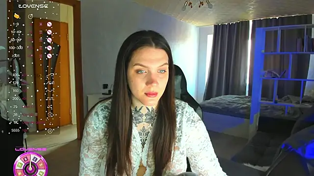 AizaRose online show from 04.22.26