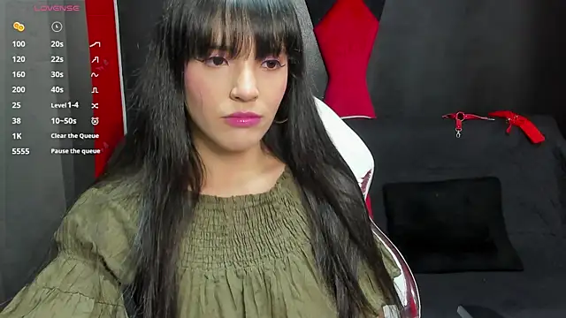 Snapshot of sailor_moon07 chatting on 01.12.25 sailor moon07 online show from 01.12.25