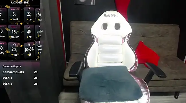 Snapshot of sailor_moon07 chatting on 02.14.25 sailor moon07 online show from 02.14.25