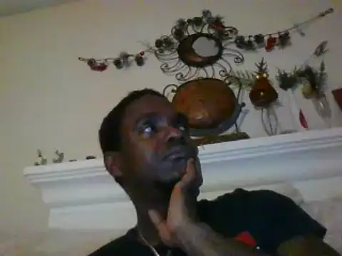 Snapshot of Hugedick0071 chatting on 12.09.24 Hugedick0071 online show from 12.09.24