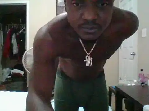 Snapshot of Hugedick0071 chatting on 12.15.24 Hugedick0071 online show from 12.15.24