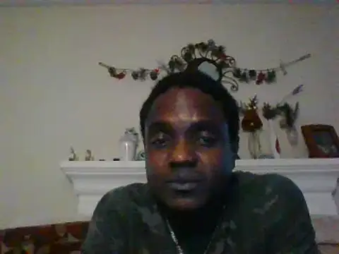 Snapshot of Hugedick0071 chatting on 01.06.25 Hugedick0071 online show from 01.06.25