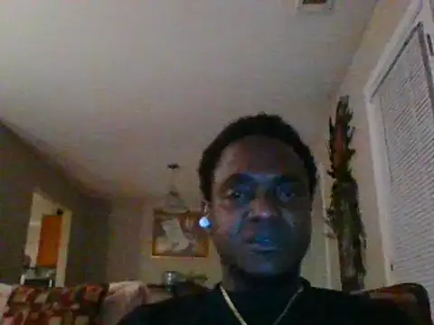 Snapshot of Hugedick0071 chatting on 01.28.25 Hugedick0071 online show from 01.28.25